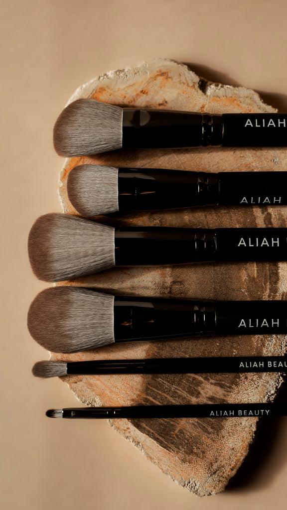 Your Essential Brush Set - ALIAH BEAUTY LIMITED